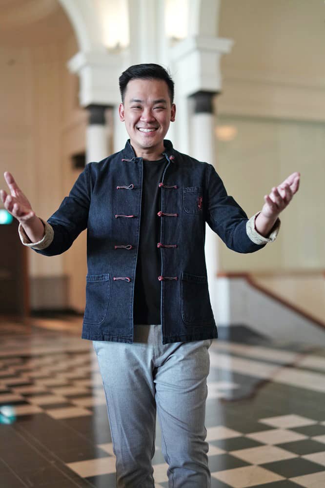 Darius Lim Award Winning Conductor Internationally Published Composer Buy Music Score Biography Profile Shot